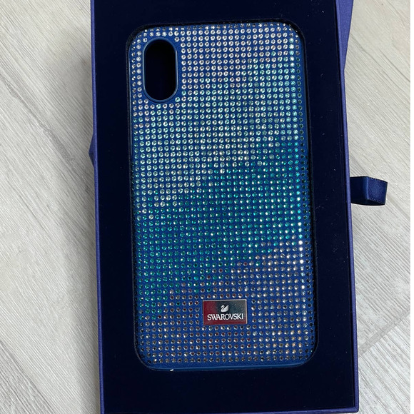 Swarovski Crystalgram gradation of blue tones iPhone XS Max Case - Picture 2 of 8